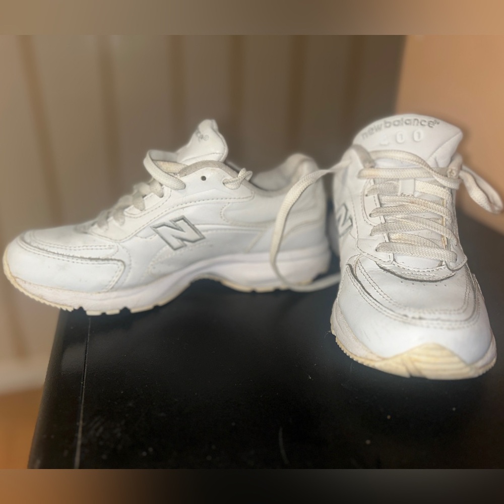 New Balance 400 woman White Sneakers